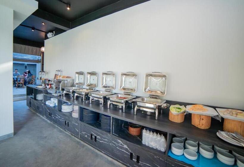 پانسیون Whaleshark Beach