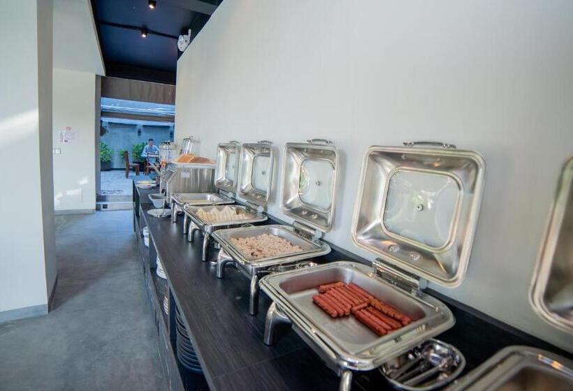 پانسیون Whaleshark Beach