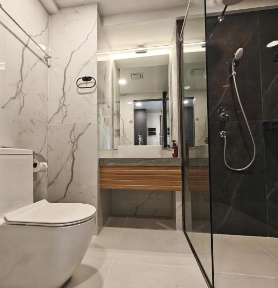 پانسیون Whaleshark Beach