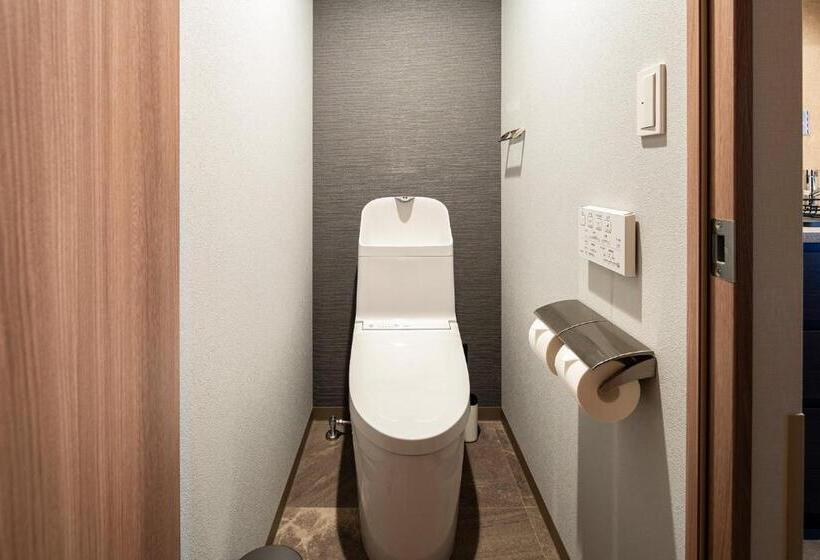 Section L Ueno Hirokoji