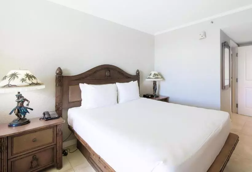 ユースホステル Luana Waikiki #710