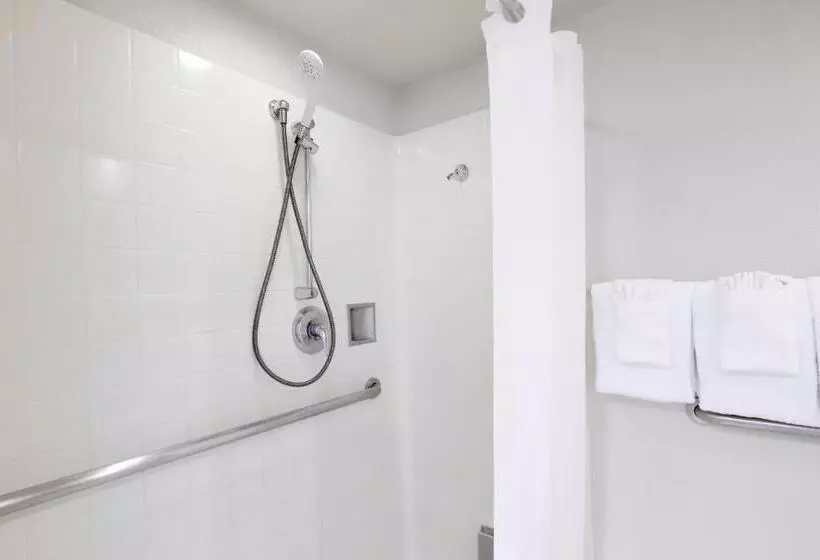 ユースホステル Luana Waikiki #710