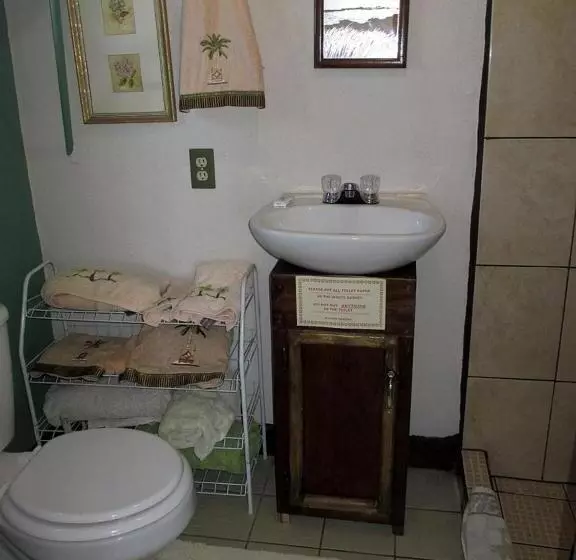 ユースホステル La Bufadora Inn