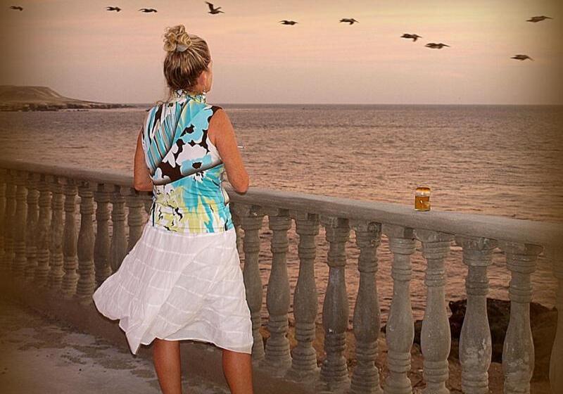 ユースホステル La Bufadora Inn