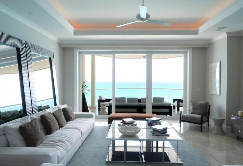 هاستل The Watercolours Villa A