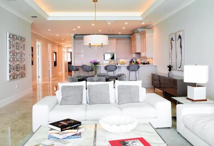 هاستل The Watercolours Villa A