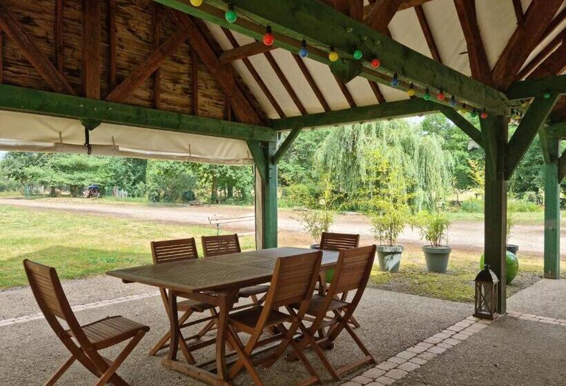 Aamiaismajoitus (B&B) L Aupinouse Chambre Double Giroflée Avec Salle De Bain Privative