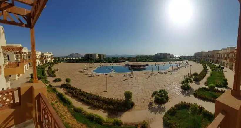 هتل Azal Lagoons Resort Abu Simbel