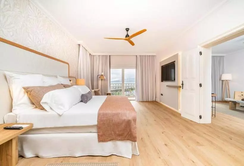 ホテル Dreams Madeira Resort Spa & Marina