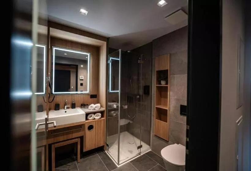 Hotelli Kulmberghaus Resort