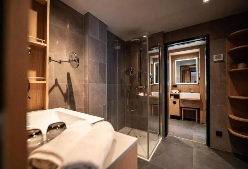 Hotelli Kulmberghaus Resort