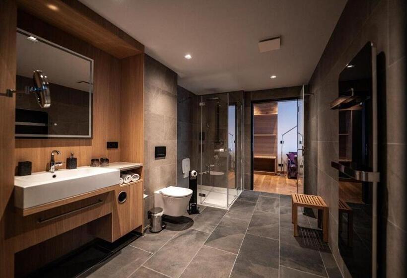 בית מלון כפרי Kulmberghaus Resort