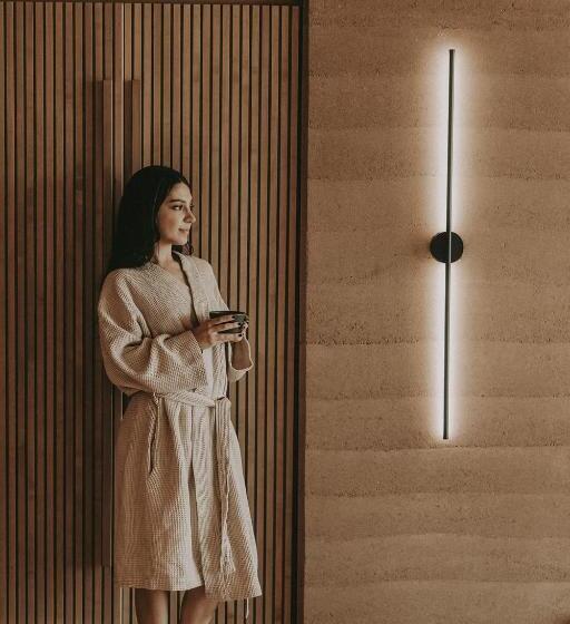 Отель Mira Earth Studios