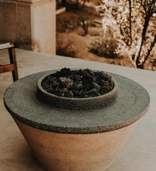 Отель Mira Earth Studios