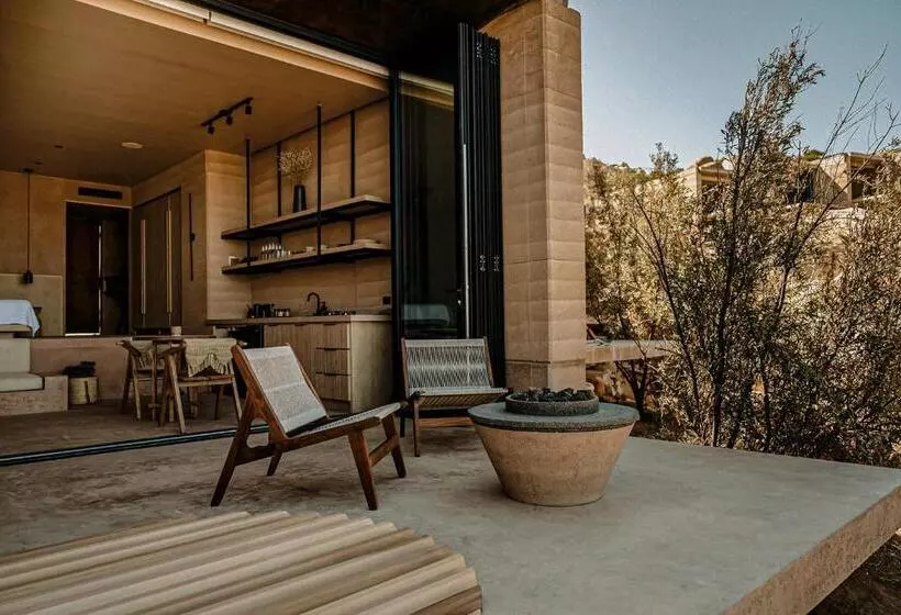 Hotelli Mira Earth Studios