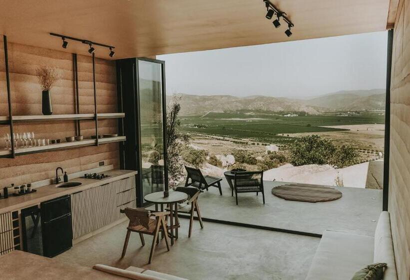 בית מלון כפרי Mira Earth Studios