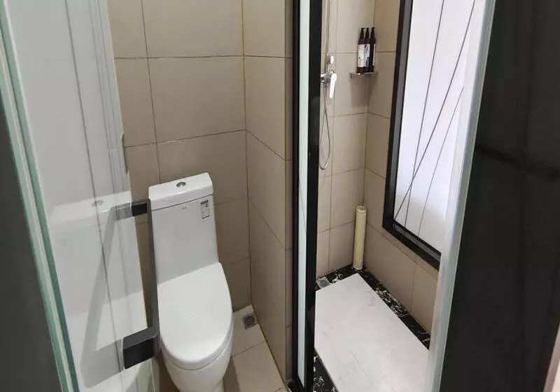 ホテル Thank Inn Plus Shigatse Tashihunpo Monastery