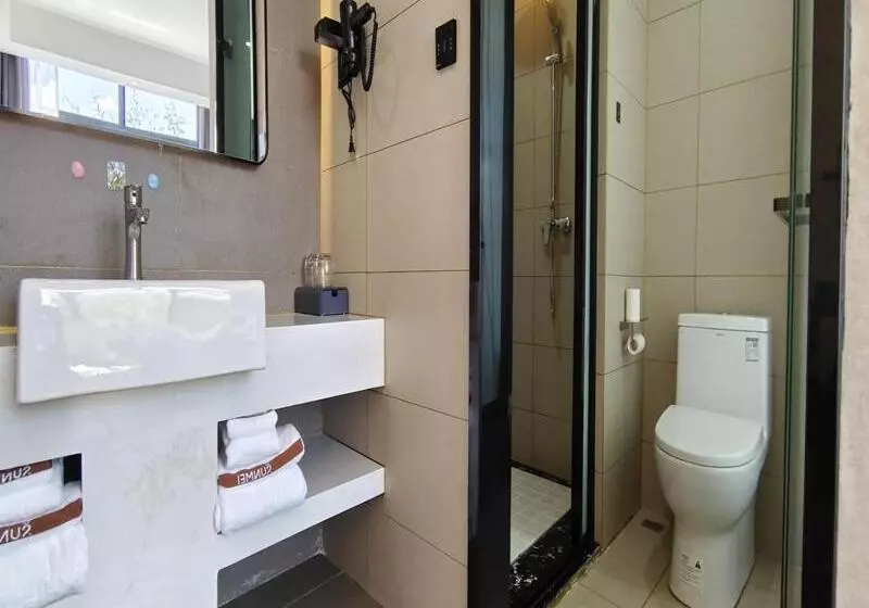 ホテル Thank Inn Plus Shigatse Tashihunpo Monastery