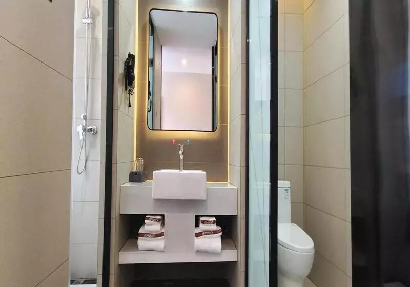 ホテル Thank Inn Plus Shigatse Tashihunpo Monastery