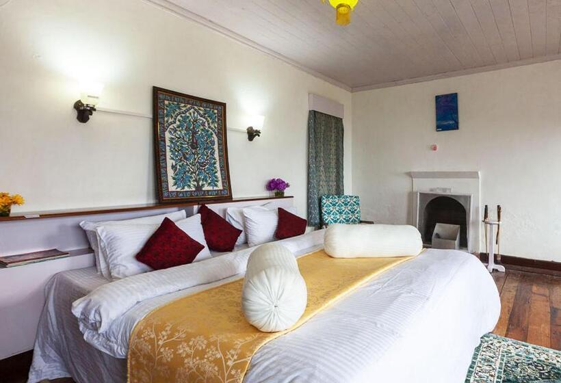 בית מלון כפרי Yule Tea Retreat, Darjeeling