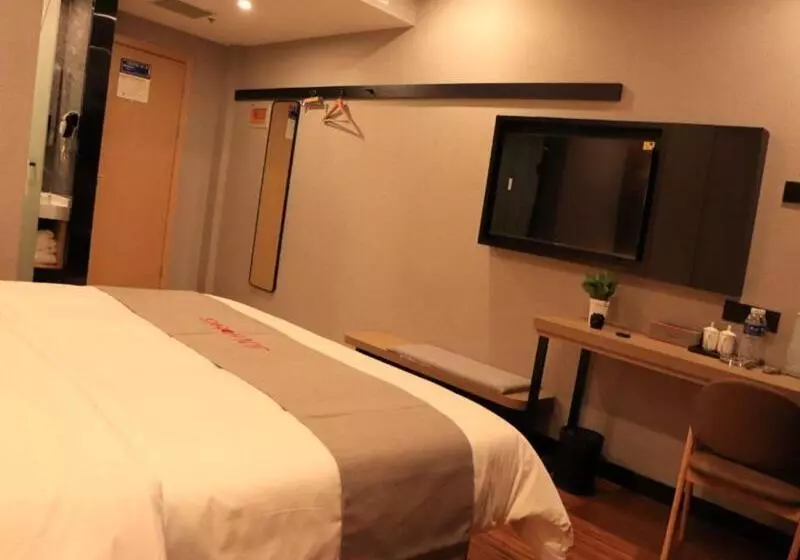 Junyi Hotel Linyi Yinan Zhisheng Hot Spring
