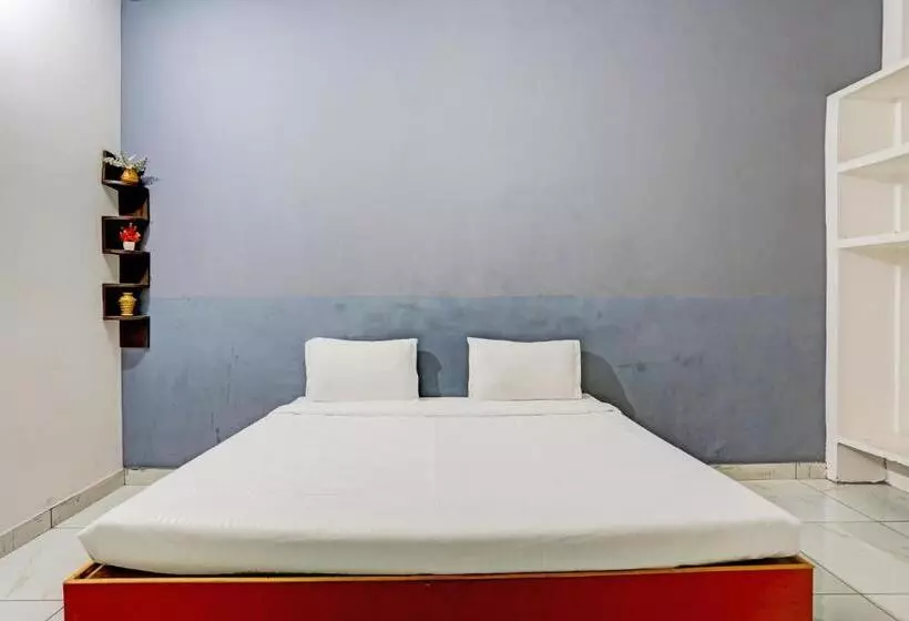 Oyo Hotel The Selaqui Paradise