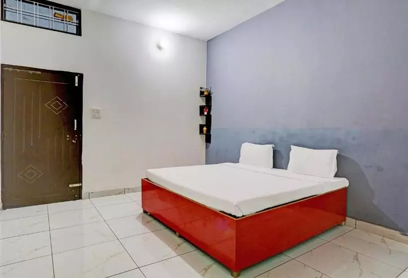Oyo Hotel The Selaqui Paradise
