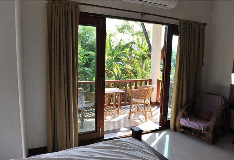 פנסיון Mekong Jewel River View