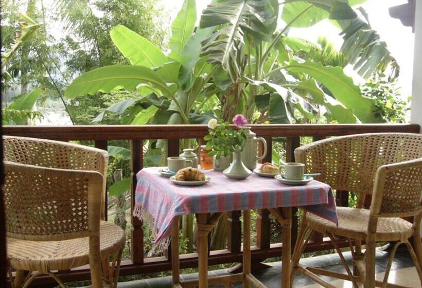 פנסיון Mekong Jewel River View