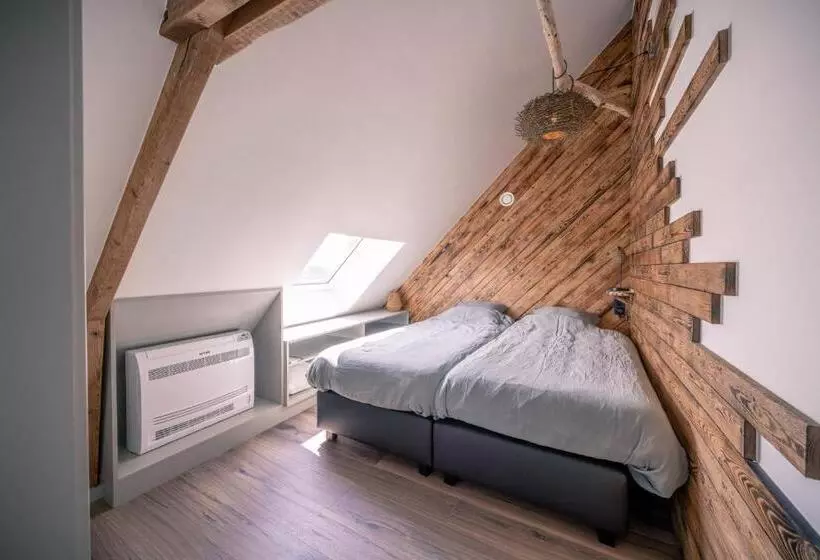 Majatalo Salty Vibes