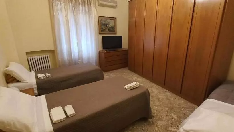 ペンション Taranto Casa