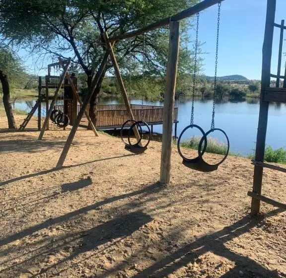 پانسیون Teya Travellers Accommodation