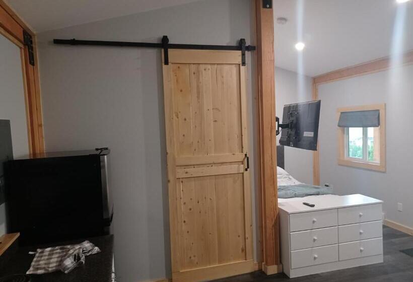 ペンション Wells Gray Stay And Play