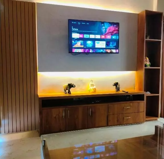 Pm Guest House