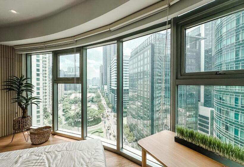 Vibrant Oasis With The Best View + Fast Wifi