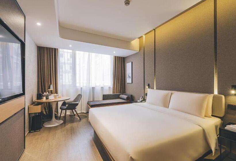 Atour Hotel East Nanjing Road Near The Bund