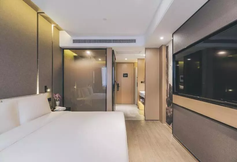 Atour Hotel East Nanjing Road Near The Bund