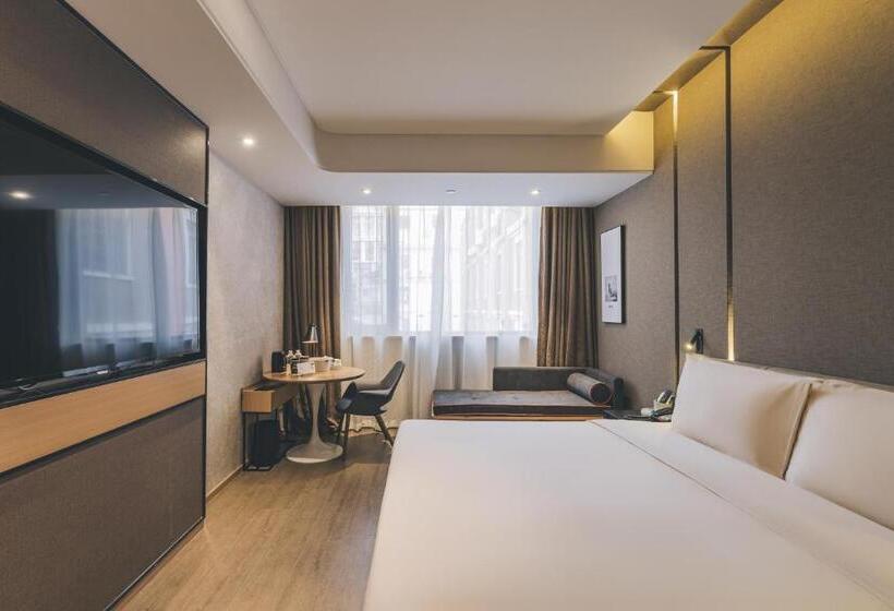Atour Hotel East Nanjing Road Near The Bund