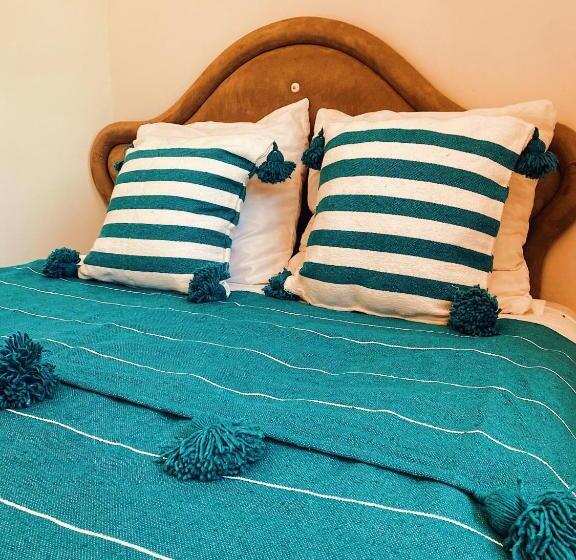 تختخواب و صبحانه Riad Sidi Radoine