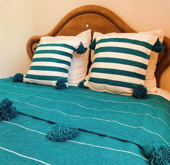 تختخواب و صبحانه Riad Sidi Radoine