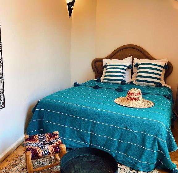 تختخواب و صبحانه Riad Sidi Radoine