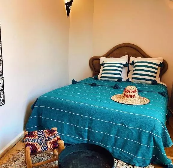 تختخواب و صبحانه Riad Sidi Radoine