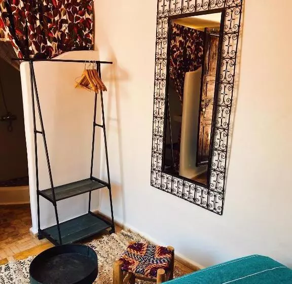 تختخواب و صبحانه Riad Sidi Radoine