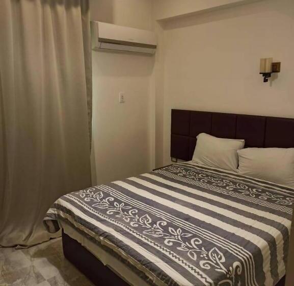 تختخواب و صبحانه Salvatore Room With Breakfast Sea View