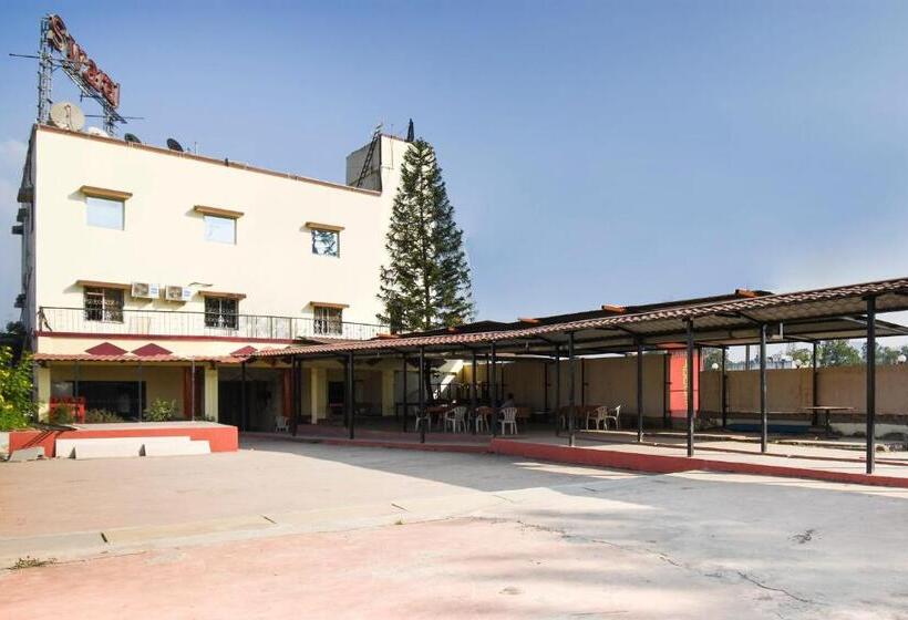 Flagship Hotel Swaraj Bar And Resto & Lodging