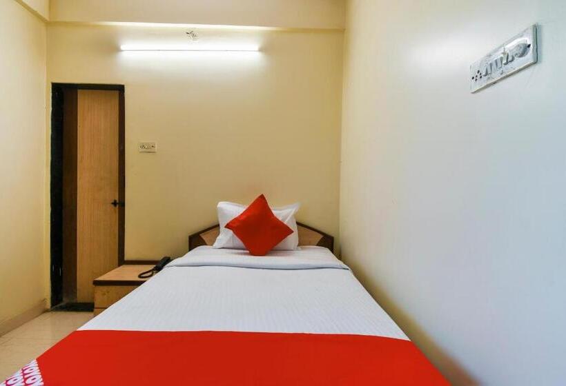 Flagship Hotel Swaraj Bar And Resto & Lodging