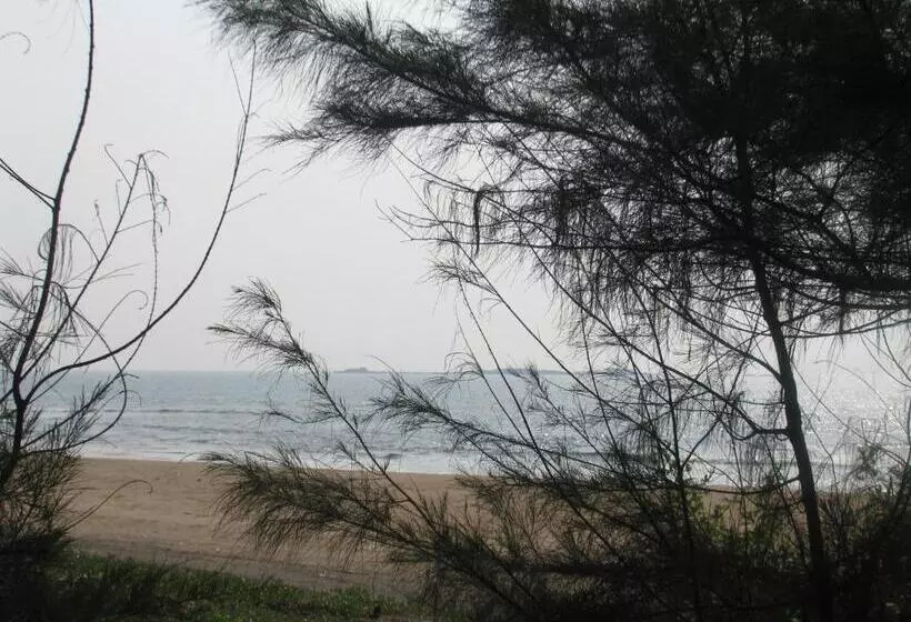 ホテル Aditya Beach Resort