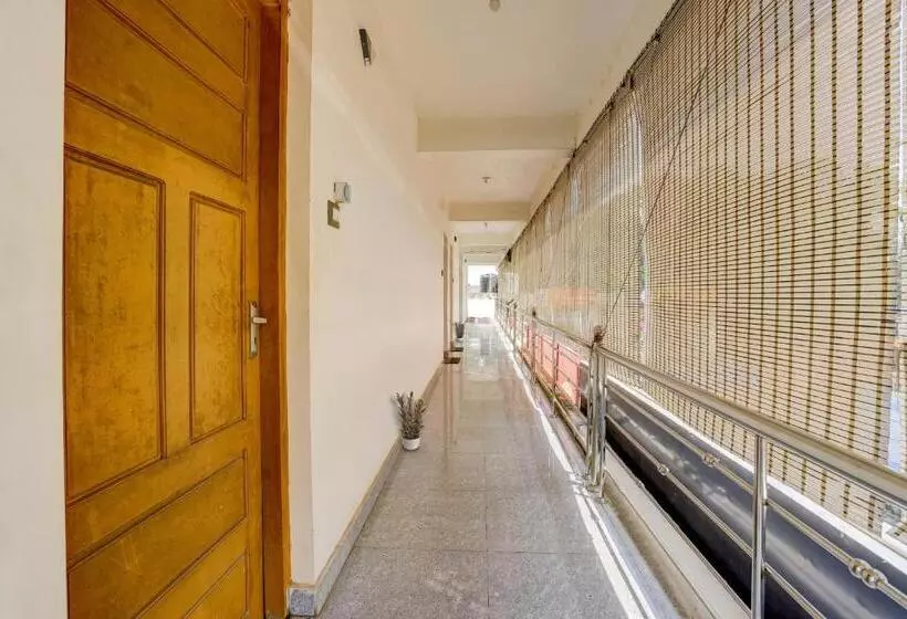 Hotelli Flagship Vr Nooranad Residency