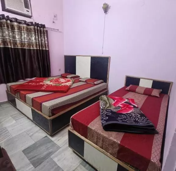 Hotelli Best Stay By Hariganga Haridwar