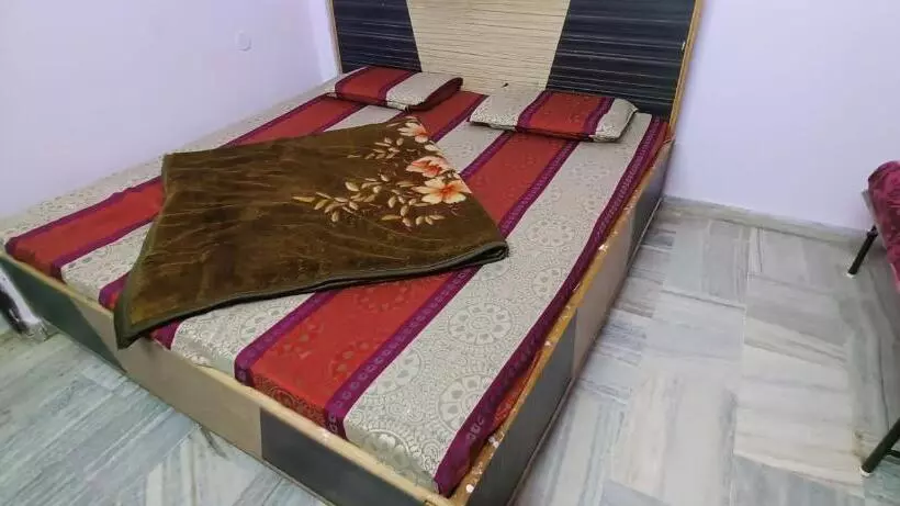 Hotelli Best Stay By Hariganga Haridwar